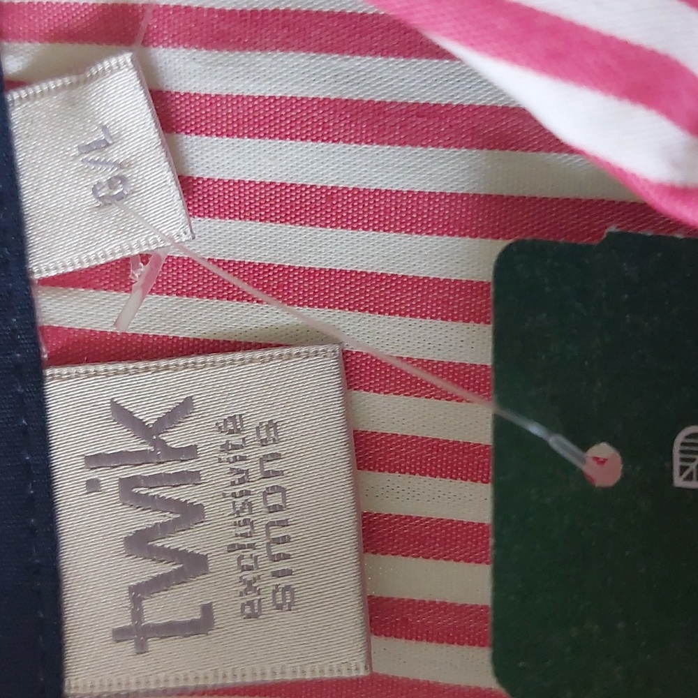 NWT, "TWIK," sleeves shirt, size L - Picture 4 of 6